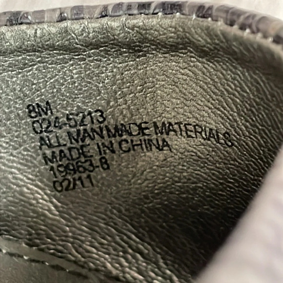 East 5th Slip On Sandal Heeled Reptile Snakeskin Print 8M - Picture 9 of 13